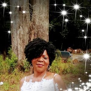 Meet your Posher, Maxine